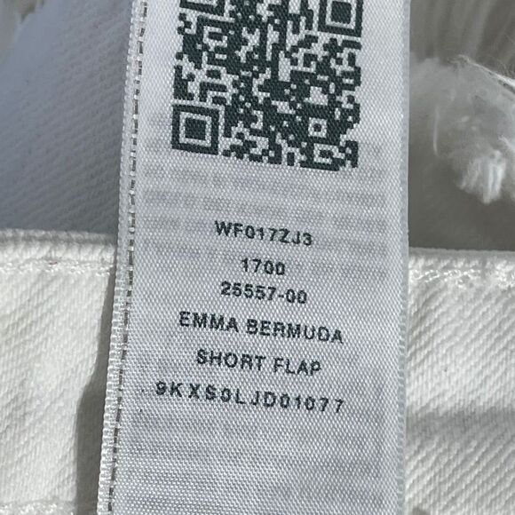 True Religion Emma White Bermuda Short Flap Shorts Sz 26 - Picture 7 of 7